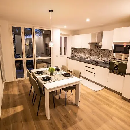 Elegante Due Livelli San Siro Stadium Apartment *